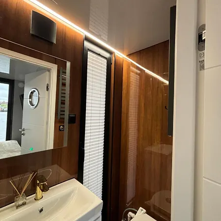 Houseboat Energyapart Szczecin Exterior photo
