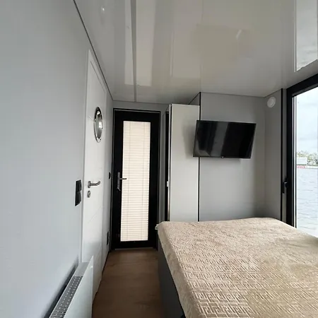 Houseboat Energyapart Szczecin Exterior photo