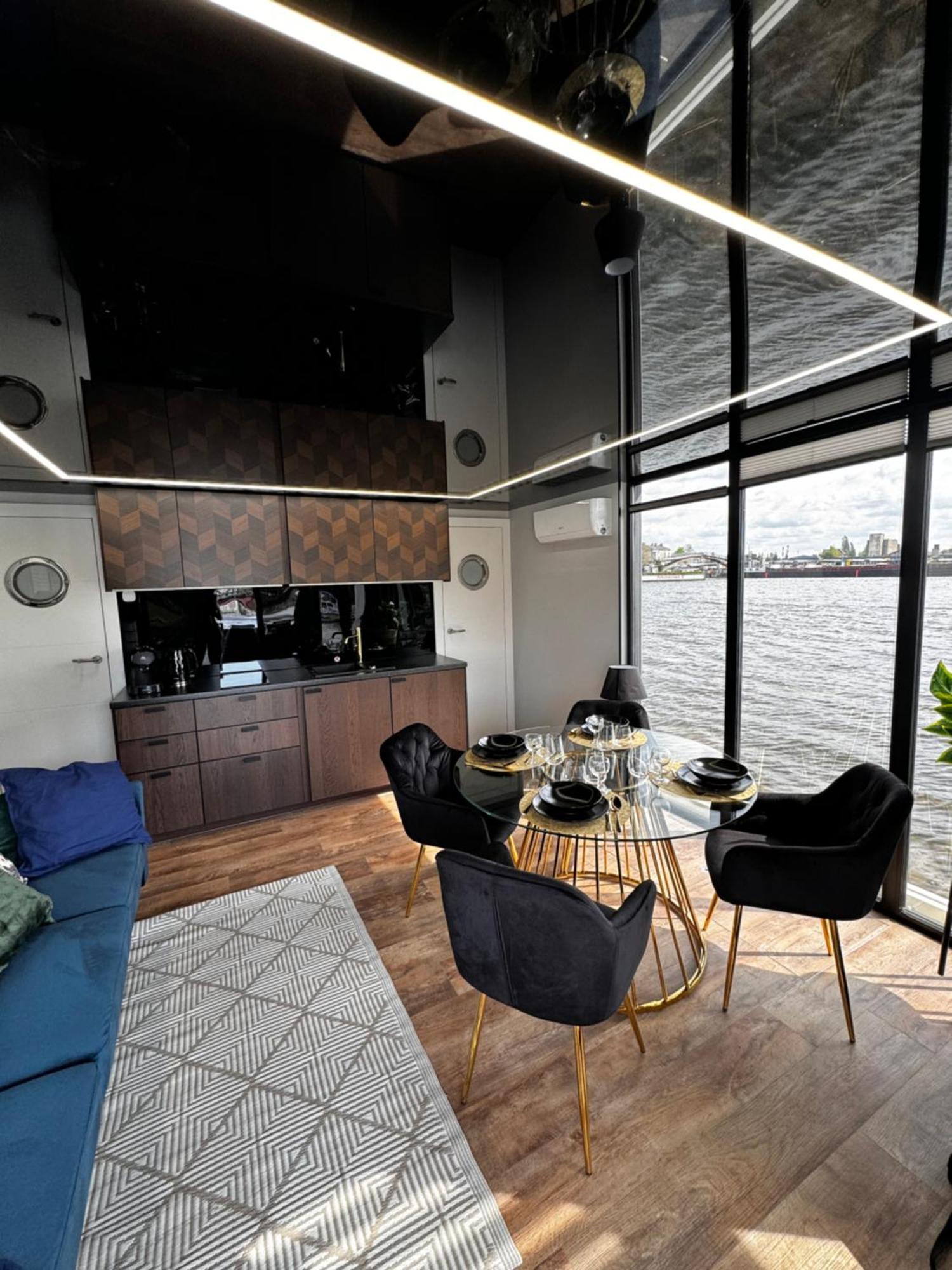 Houseboat Energyapart Апартаменти Щецин