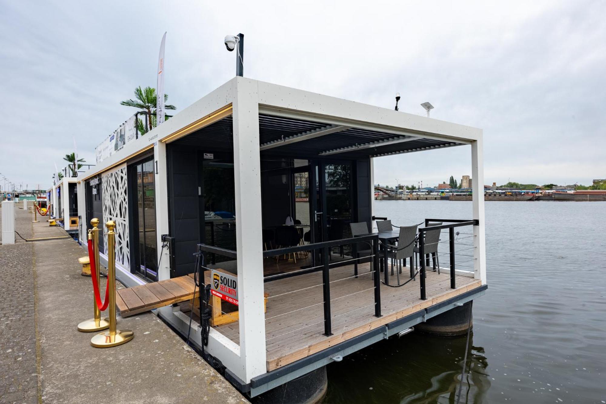 Houseboat Energyapart *