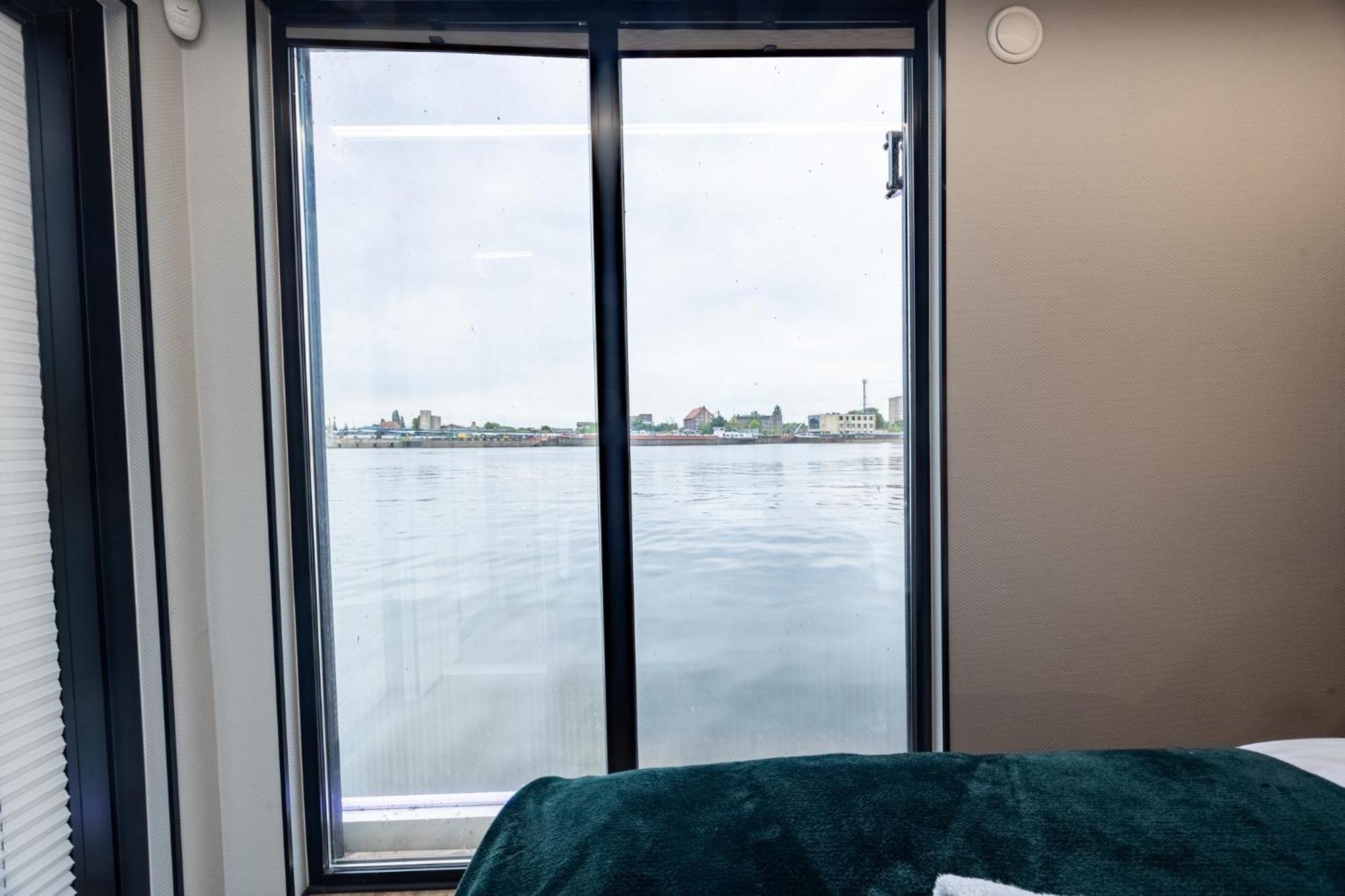 Апартаменти Houseboat Energyapart